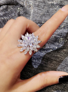 开口旋转的戒指女铜镶嵌闪耀锆石C多层优雅简约百搭花朵食指环饰
