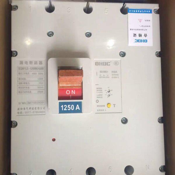 塑壳漏电保护器 RFM1LE-1250A 4P4极 1000A安 三相四线漏电断路器