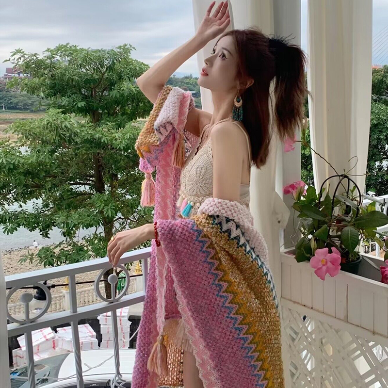 云南特色披肩女民族风丽江大理旅游拍照斗篷披风外搭时尚洋气围巾