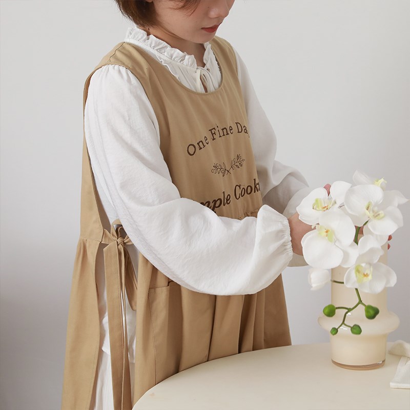 2024新款围裙厨房家用高级感女做饭大码防水透气家务韩式罩衣