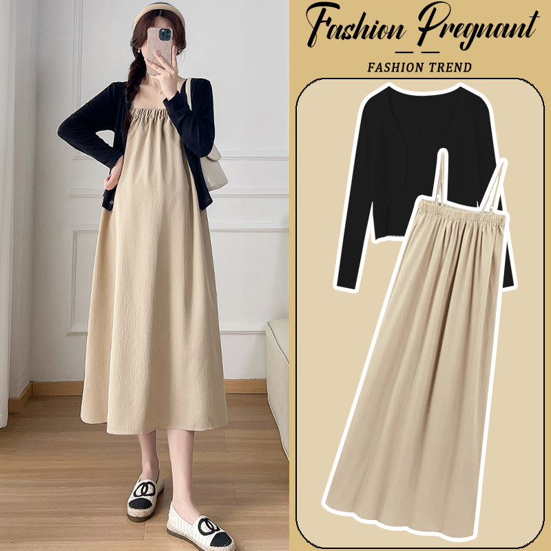 孕妇连衣裙套装时尚洋气时髦开衫吊带裙两件套2024新款春秋潮妈女