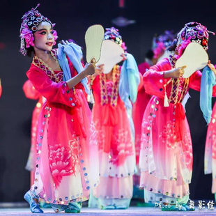 新款儿童俏花旦演出服古典舞百蝶香扇舞蹈服梨花颂京剧戏服小花旦