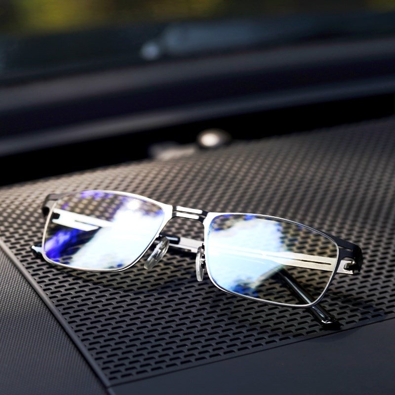 男女款中老年新款感光变色老花镜清防蓝光半框超轻复古眼镜框架