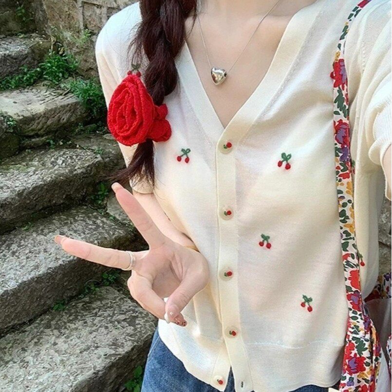 大码法式甜美樱桃刺绣女夏季V领宽松薄款显瘦冰丝正肩上衣#2511