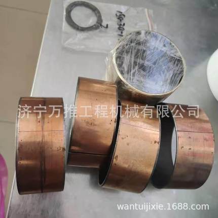 供应推土机配件D70D65P-12涨紧油缸衬套07177-09040