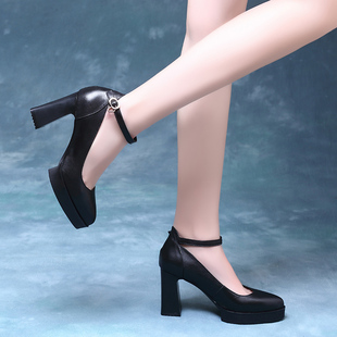 模特走秀高跟鞋女真皮粗跟防水台黑色百搭一字扣单鞋配旗袍的鞋子
