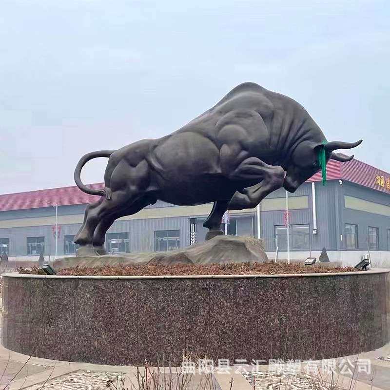 华尔街铜牛雕塑商业街铜牛工艺品摆件旺市十二生肖铜牛玻璃钢动物