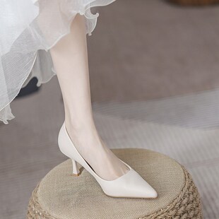 艺考高跟鞋女细跟软皮不累脚大码女鞋礼仪单鞋通勤面试职业工作鞋