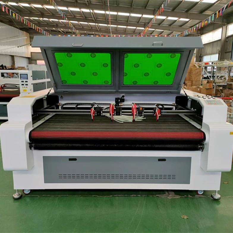 1610/1810/1813自动送料激光切割机毛毡喜字无纺布切割内衣裁剪