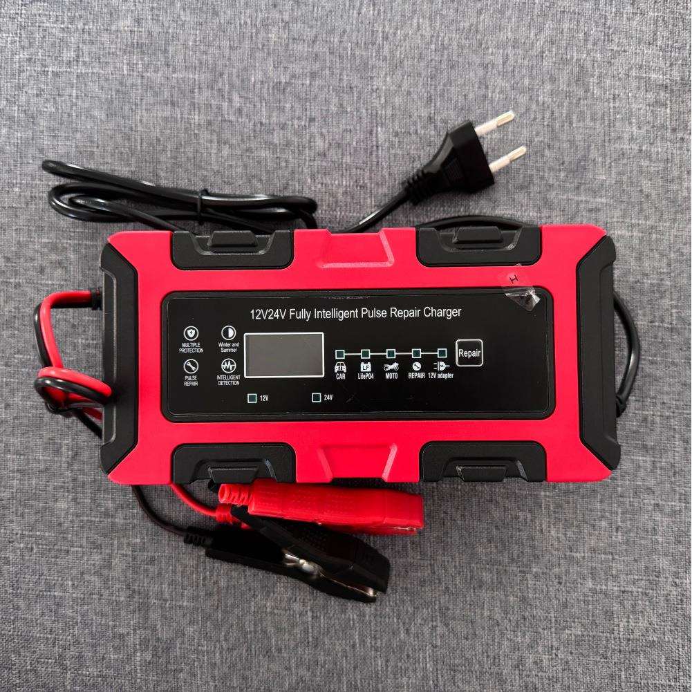 12V24V铅酸铁锂充电器10A大电流 智能电池电瓶充电器