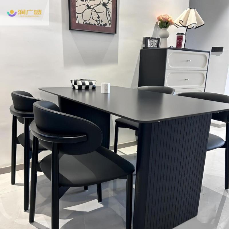 润广盛法式现代简约黑色岩板餐桌椅组合家用小户型轻奢意式长桌
