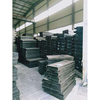 铁路道口专用橡胶铺面板 道口板 P43 P50 P60系列规格木枕 水泥枕