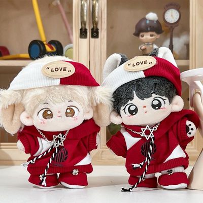 20cm系列娃衣新款10cm新年红色酷酷帅卫衣发带套装棉花娃娃海星体