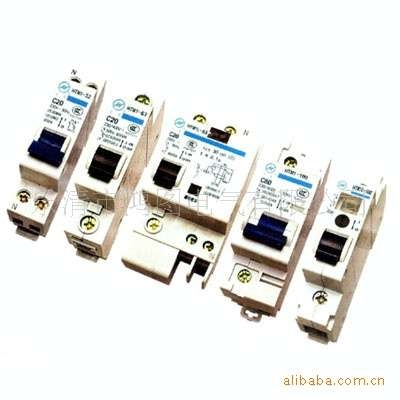 供应小型断路器 无锡新宏泰 HTM1-63D