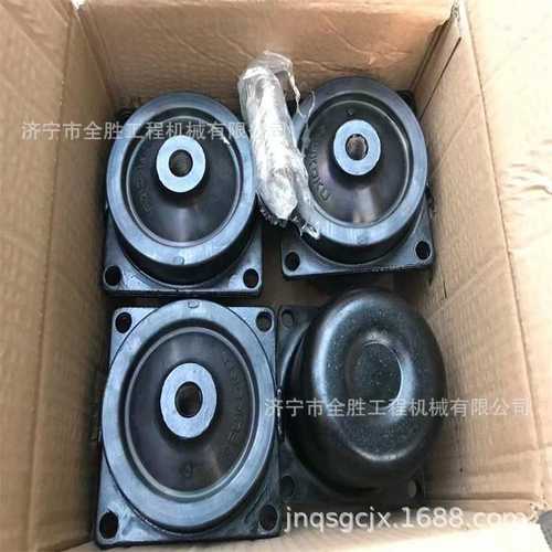 195-54-78561-195-54-78412车型D275 D375 D475推土机驾驶室减震