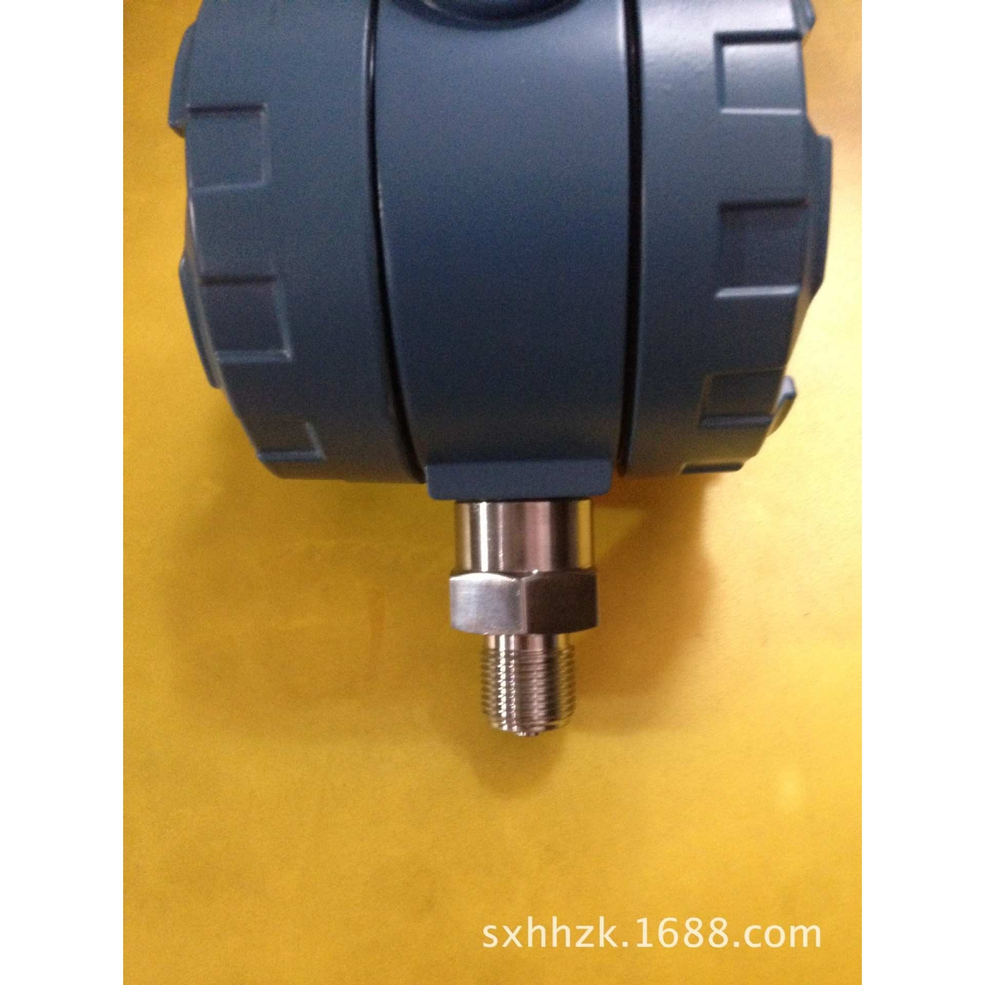 防爆液晶显示压力变送器。数显压力变送器，4-2mA输出带背光显示
