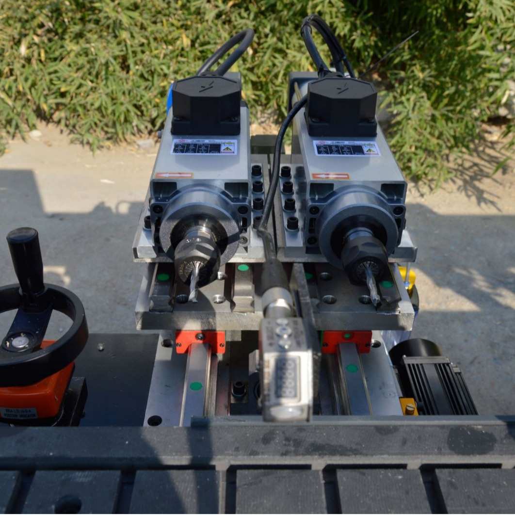 山东鸿济全自动侧孔机木料加工板式数控侧孔机木工机械侧孔机