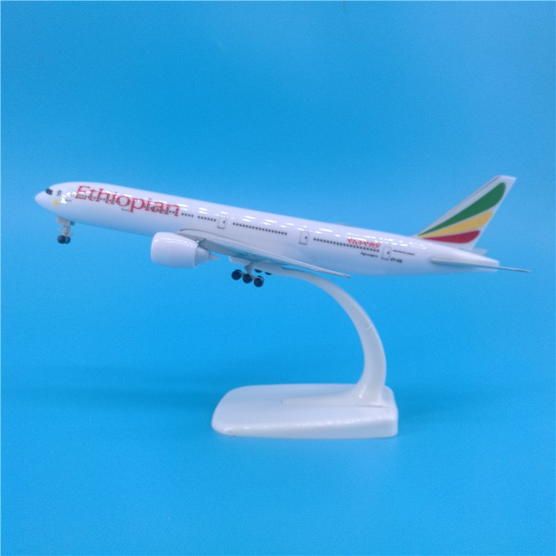 20cm埃塞俄比亚航空波音B777仿真飞机模型摆P件带轮起落架教学展