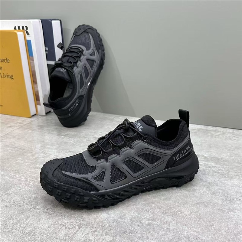 登山鞋男2025夏季新款网面透气休闲运动鞋男士户外防滑跑步徒步鞋