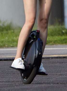 乐行天下INMOTION单轮独轮平衡车V5/V5F代步通勤体感车思维平衡车