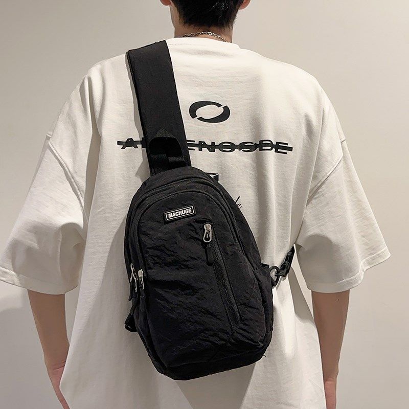 男胸包新款潮牌尼龙大容量斜挎包学生运动休闲单肩包日系简约男包,箱包皮具/热销女包/男包,胸包,淘宝优惠券,粉丝福利购,淘宝优惠卷