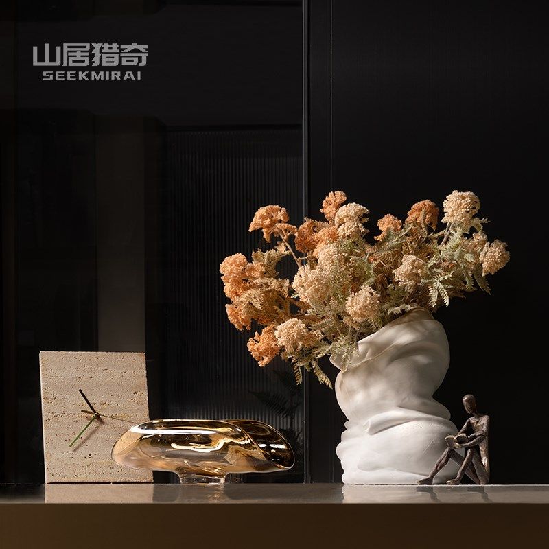 北欧创意褶皱花瓶白色陶瓷花器样板间客厅插花餐桌面茶几装饰摆件,家居饰品,花瓶,淘宝优惠券,粉丝福利购,淘宝优惠卷