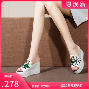 高跟防水台拖鞋 外穿坡跟凉拖鞋 女鞋 新款 女厚底真皮刺绣花朵夏季