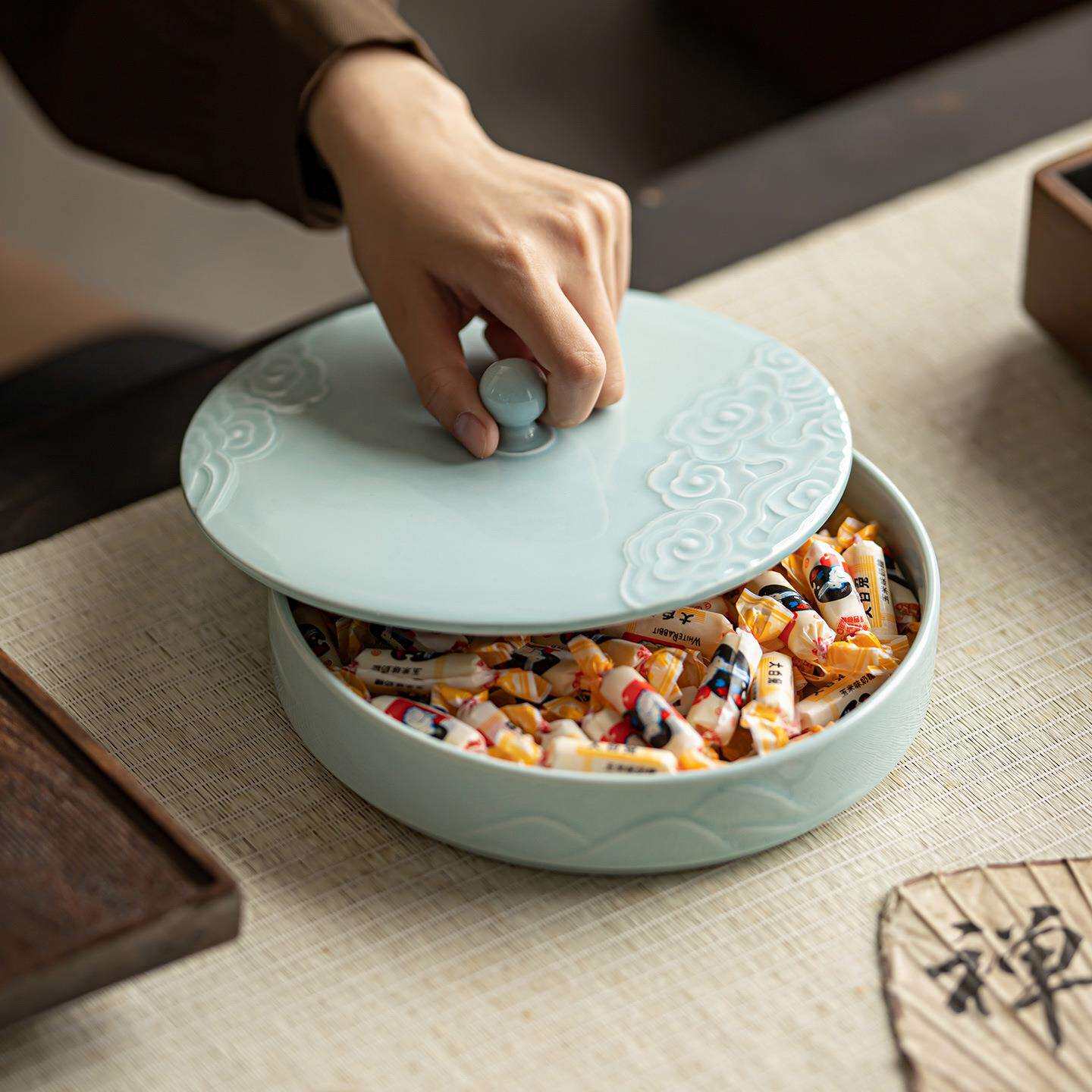 观岚陶瓷新中式家用干果收纳盒高档客厅茶几坚果盒糖果盒水果盘