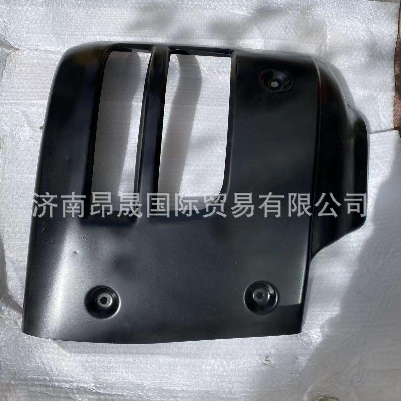 重汽HOWO T7H 汕德卡C7H TX配件 810W41610-5600 保险杠右段总成