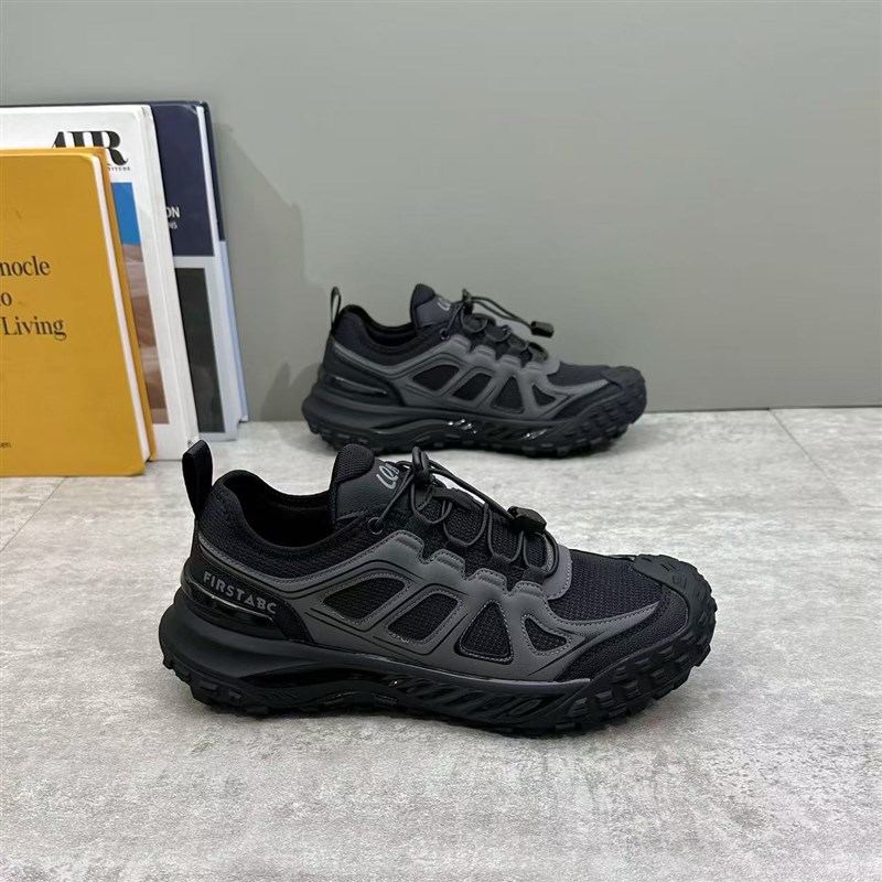 登山鞋男2025夏季新款网面透气休闲运动鞋男士户外防滑跑步徒步鞋