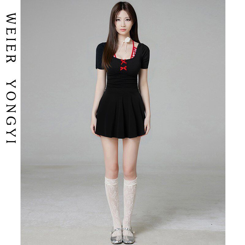 泳衣女款高级感2025新款女士连体挂脖微胖遮肉显瘦泡温泉度假泳装