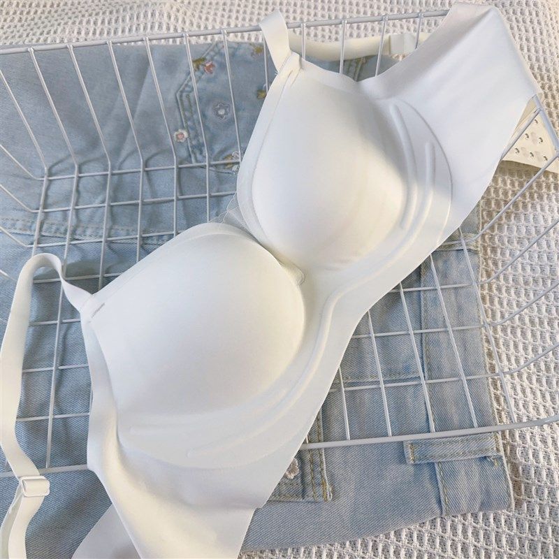 内衣女无痕聚拢小胸显大无钢圈上托软支撑O收副乳女士薄款文胸