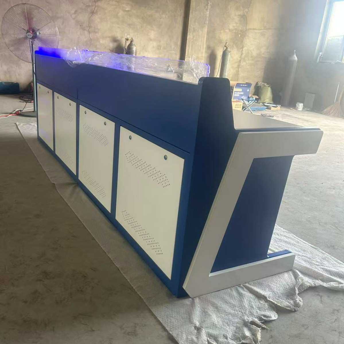 单双联监控台操作台指挥中心调度台工作台三联五联四联异型控制台