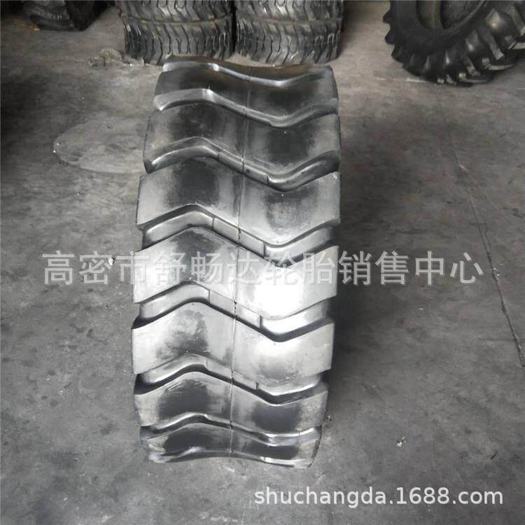 供应 铲车轮胎16/70-20 装载机轮胎16/70-20配内胎垫衬