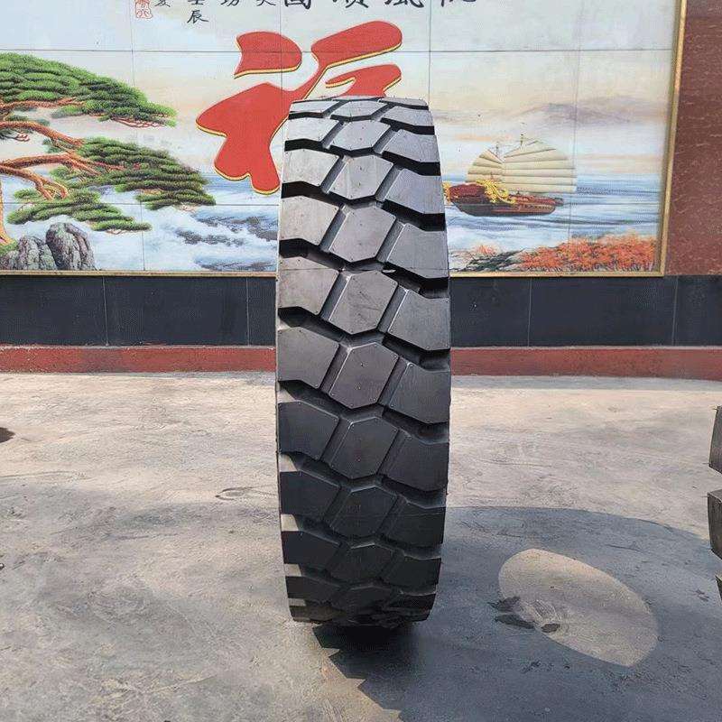 900R20港口叉车轮胎充气成套全钢丝工业机械加厚耐磨轮胎