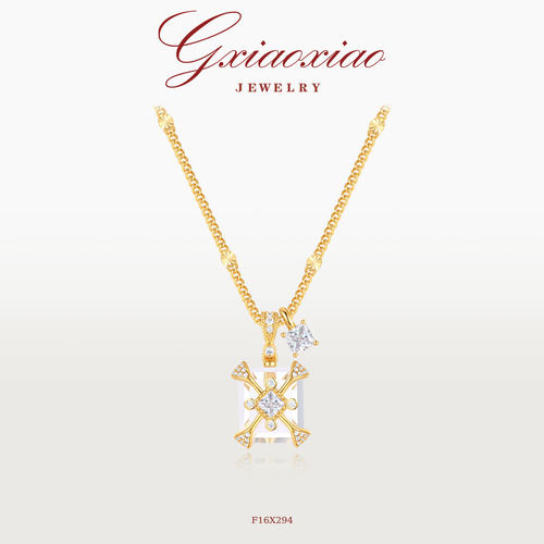 GXIAOXIAO冰透感方形项链