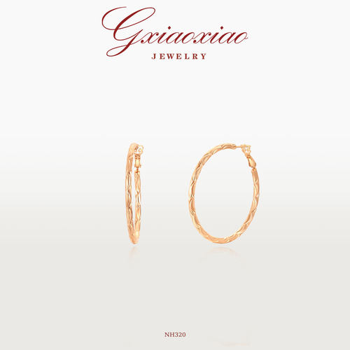 高级感气质百搭菱纹圈圈耳环