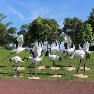 仿真仙鹤摆件户外庭院水池喷水丹顶鹤雕塑玻璃钢动物模型