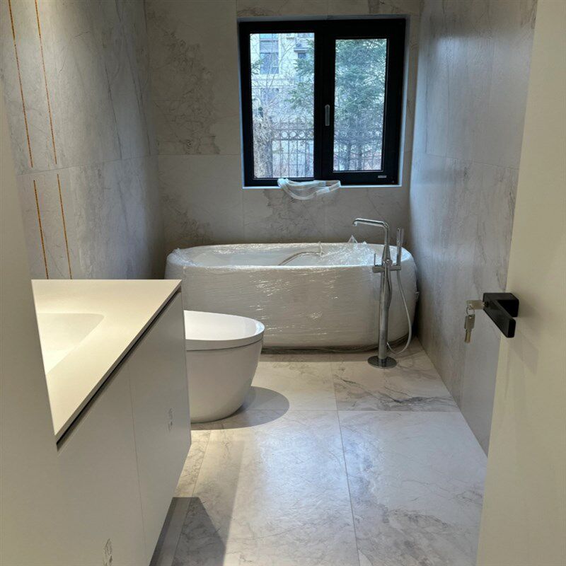 磨具米白色寒江雪 厨房卫生间浴室墙地面通铺仿古砖防滑瓷砖1200