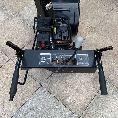 Hand push snow removal machine for residential areas