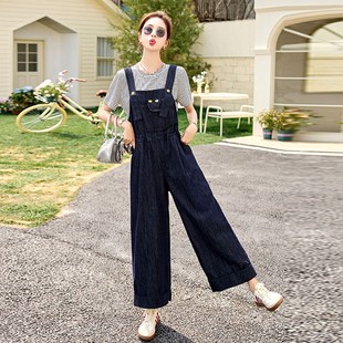 条纹T恤配牛仔背带裤套装女夏薄款2025新款装R洋气减龄阔腿九分裤