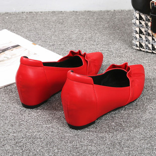 内增高豆豆鞋2021秋季新款皮鞋红色瓢鞋小码女鞋31 32 33坡跟单鞋