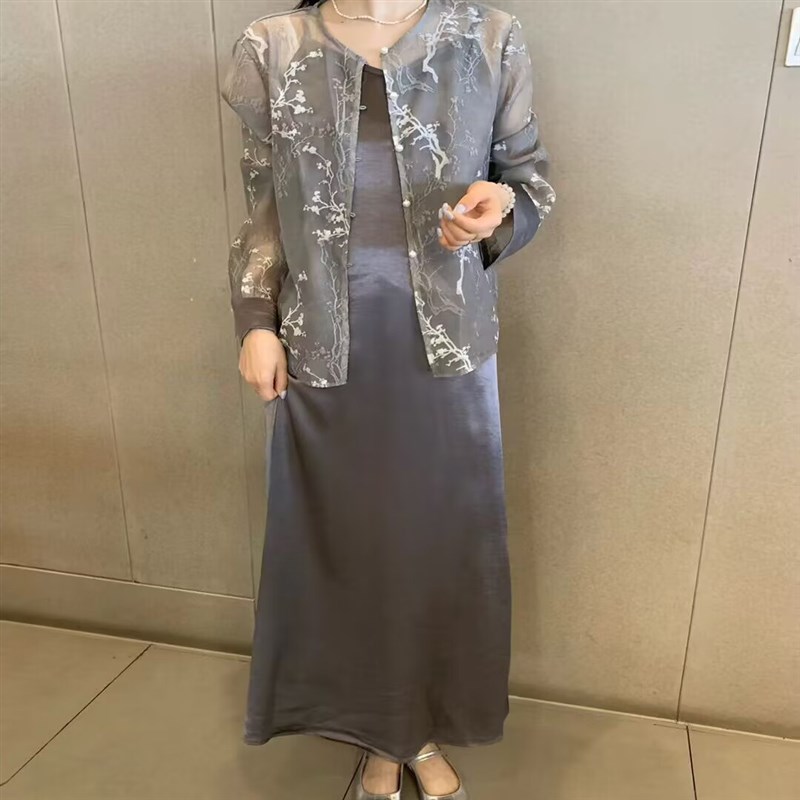 2025早春季新款时尚套装女气质显瘦两件套好看百搭优雅气质莲依莲