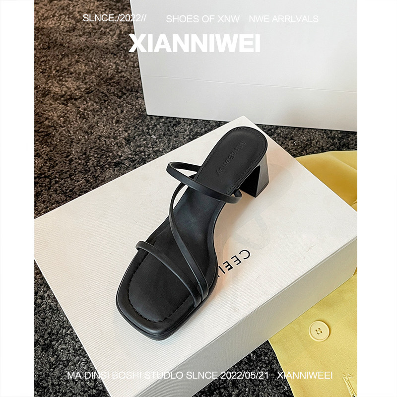 方头凉拖鞋女夏外穿时尚2t025年新款一字带法式粗跟沙滩鞋高跟鞋