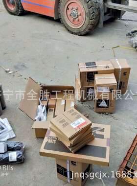 山推SD22 SD23 SD32推土机发动机四配套 曲轴缸体 机油泵3821579