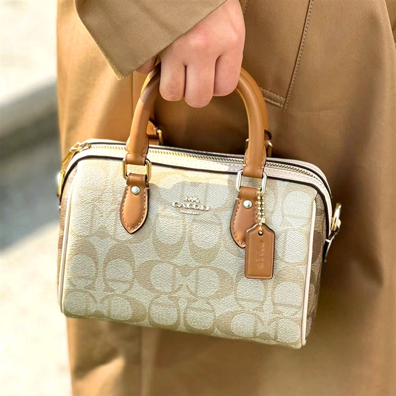 【一折专区】正 品 大 促 专场撤柜G鞋靴包装 真皮老花斜跨枕头包