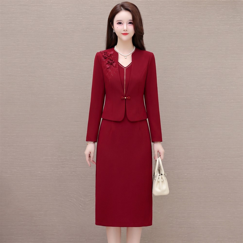 2026春秋季新款修身收腰显瘦礼服两件套裙连衣裙大气红色套装女