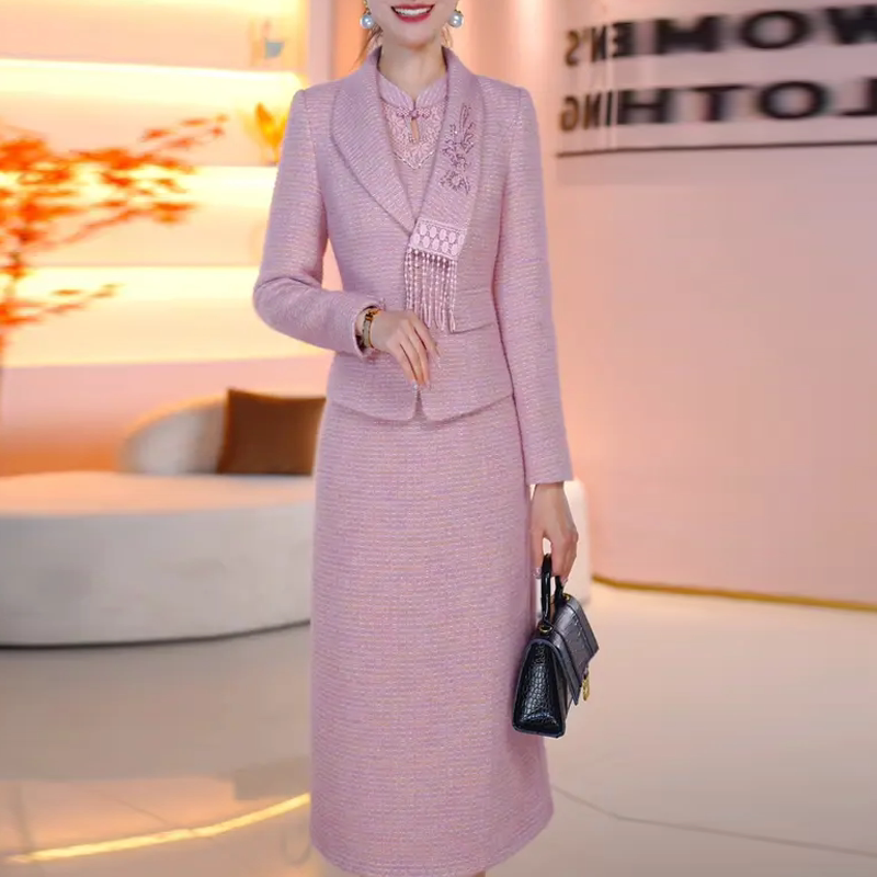 巨好看的穿搭一整套女2026新款秋复古减龄小香风外套连衣裙两件套