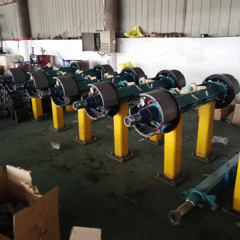 16吨挂车桥美式车桥配件内置车桥现货直销