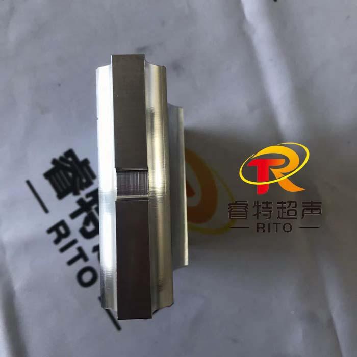 1模5K塑料塑胶毛镀铬注塑件超声波去水口振落分离Rito-260和刺具